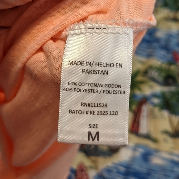 COCOA Beach cropped tee size Medium - Picture 3 of 8